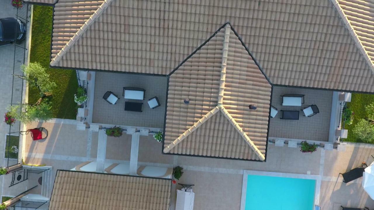 Residence Stella Del Gran Sasso Colledara Eksteriør billede